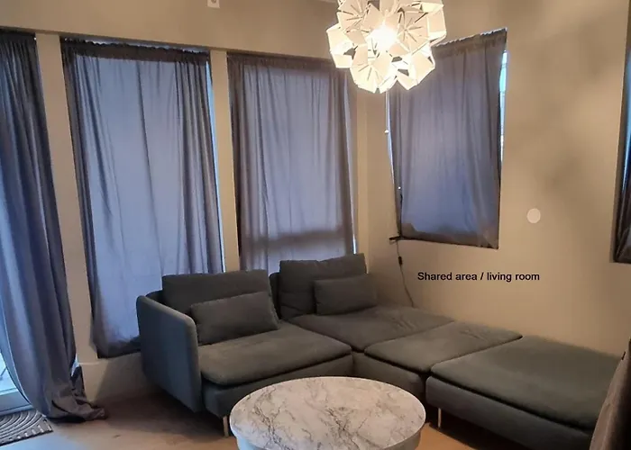 12sq Mts Seaside Lervig-park Kwatera prywatna *